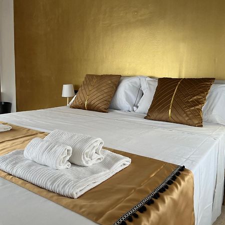Genova Gold Rooms Kültér fotó
