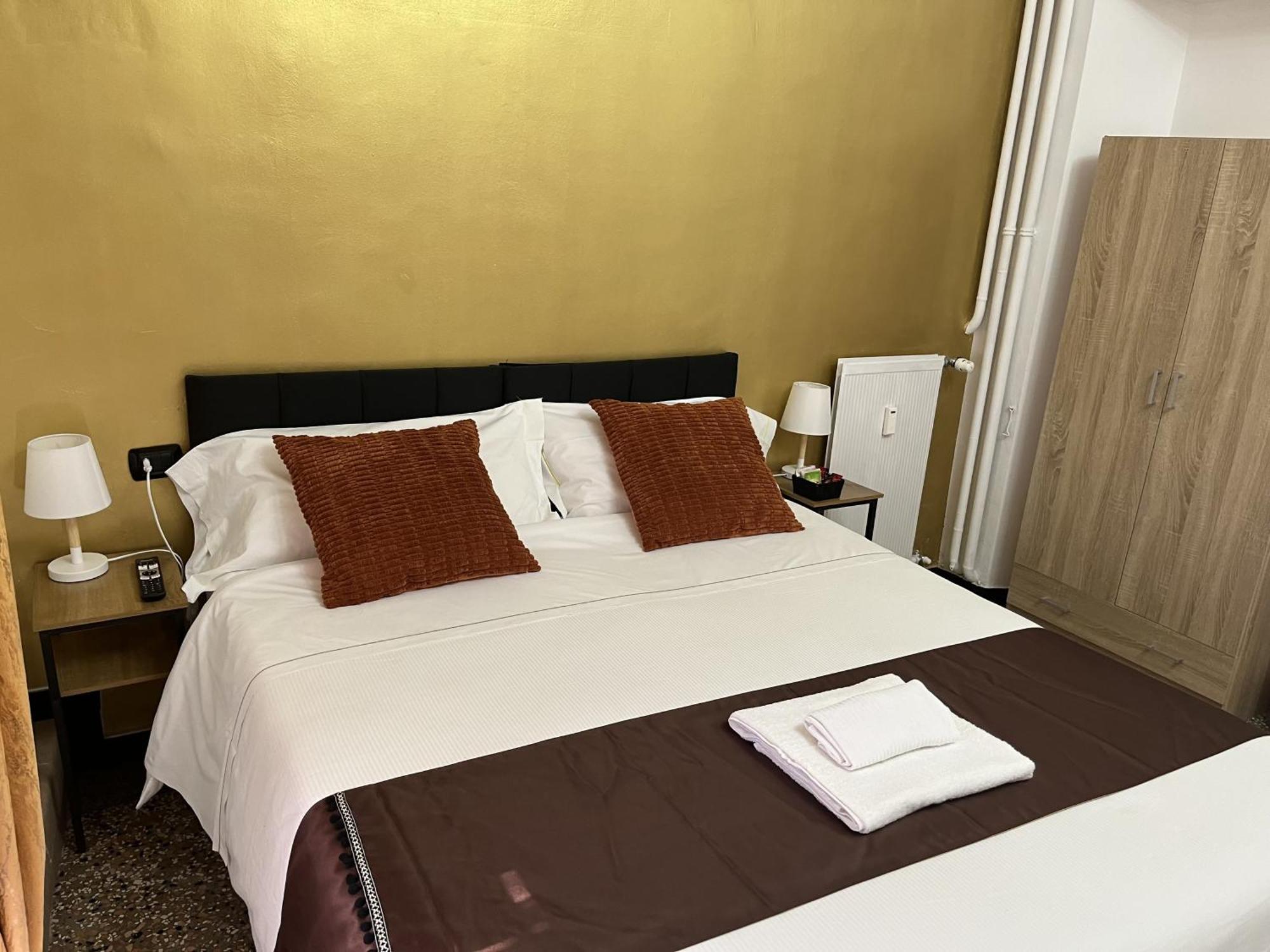 Genova Gold Rooms Kültér fotó